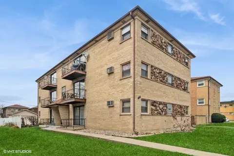 2742 N 73rd Ct #3W, Elmwood Park, IL 60707