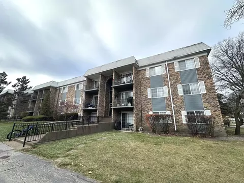 1633 N Windsor Dr #314, Arlington Heights, IL 60005