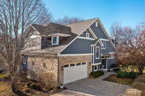 13202 S Lake Mary Dr, Plainfield, IL 60585