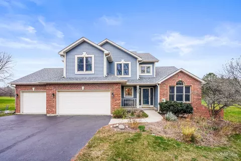 10807 Michigan Dr, Spring Grove, IL 60081