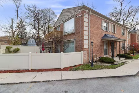 1623 W 103rd St #C1, Chicago, IL 60643