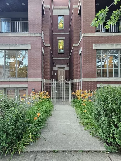 2140 W Haddon Ave #3E, Chicago, IL 60622