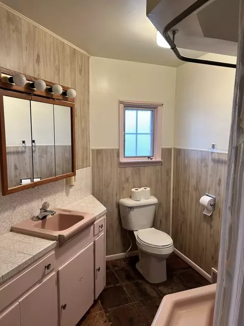 2002 Shooting Park Rd, Peru, IL 61354 photo 9