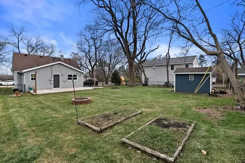 2423 Beachside Rd, Mchenry, IL 60050 photo 23