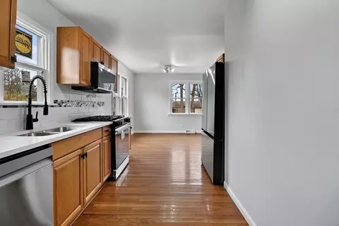 2423 Beachside Rd, Mchenry, IL 60050 photo 4