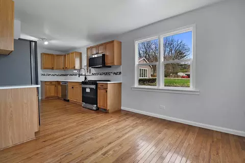 2423 Beachside Rd, Mchenry, IL 60050 photo 5