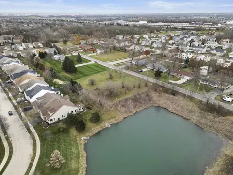 2070 Sheffer Rd, Aurora, IL 60505 photo 10