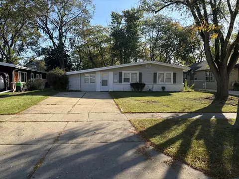 1535 Maple St, Glenview, IL 60025 photo 1