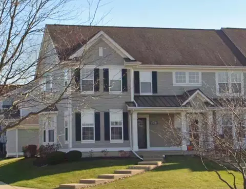 1275 Settlers Blvd #D, Sugar Grove, IL 60554