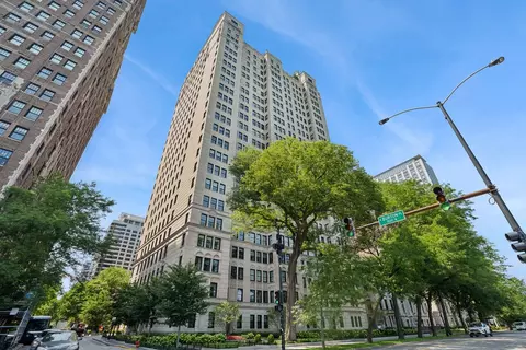 1500 N Lake Shore Dr #15-16B, Chicago, IL 60610