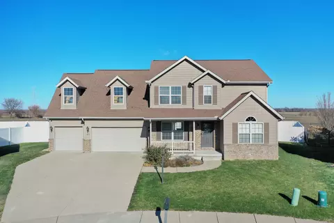 4213 W Thistlewood Ct, Dunlap, IL 61525