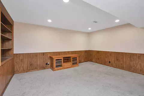 Living - 1405 E Vernon Ave #4, Normal, IL 61761 photo 3 of 3
