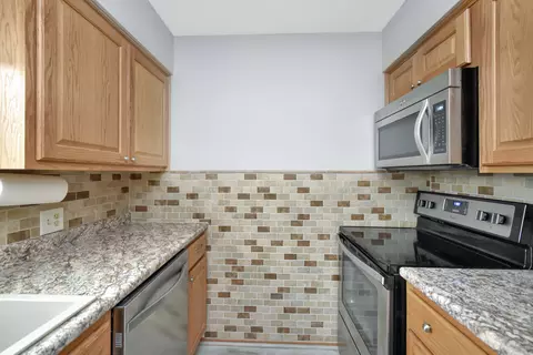 Kitchen - 1405 E Vernon Ave #4, Normal, IL 61761 photo 3 of 3