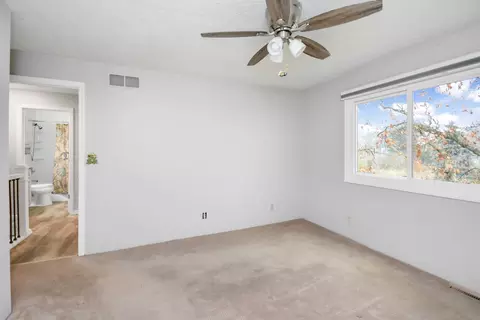 Bedroom - 1405 E Vernon Ave #4, Normal, IL 61761 photo 2 of 5