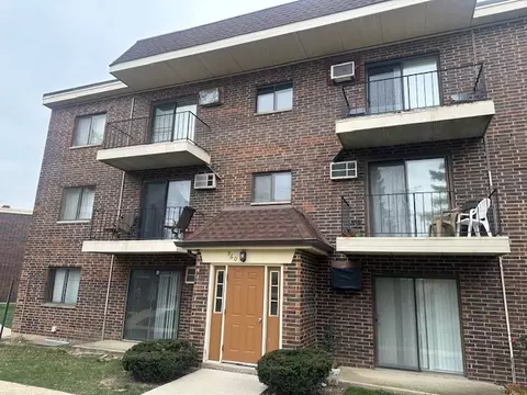 960 N Rohlwing Rd #GA, Addison, IL 60101