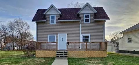 1501 E 15th St, Sterling, IL 61081