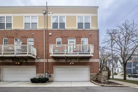 265 N West St, Wheaton, IL 60187 photo 5