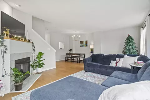 265 N West St, Wheaton, IL 60187 photo 11