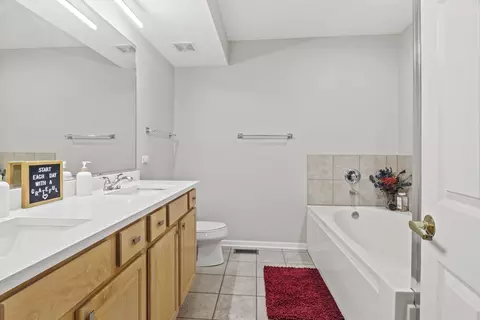 265 N West St, Wheaton, IL 60187 photo 26