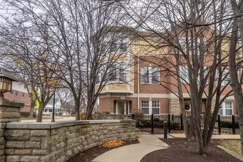 265 N West St, Wheaton, IL 60187 photo 3
