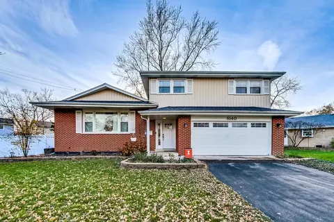 6140 Carpenter St, Downers Grove, IL 60516