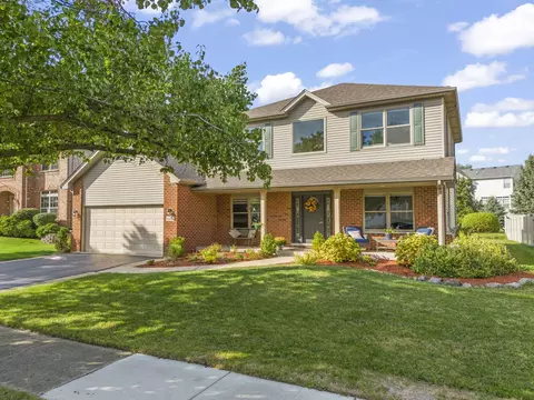 16444 Lakeside Dr, Lockport, IL 60441