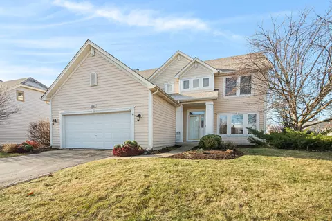 2447 Worthington Dr, Aurora, IL 60506
