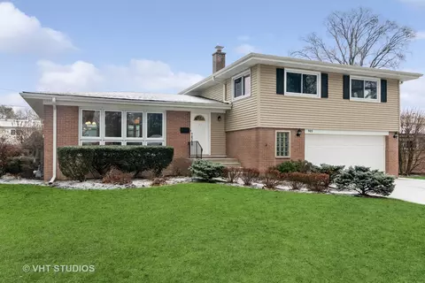 905 S Emerson St, Mount Prospect, IL 60056