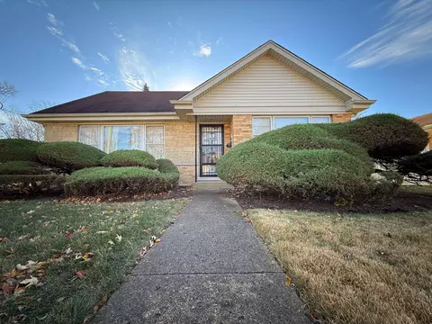 1600 Mandel Ave, Westchester, IL 60154