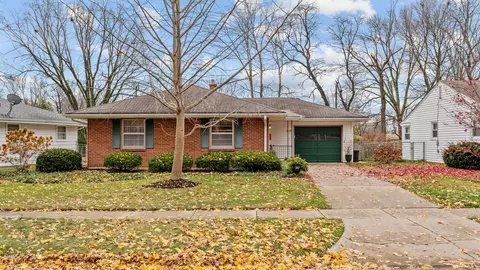4619 Longmeadow Ln, Rockford, IL 61108