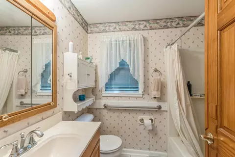111 Cedardel St, Mchenry, IL 60051 photo 12