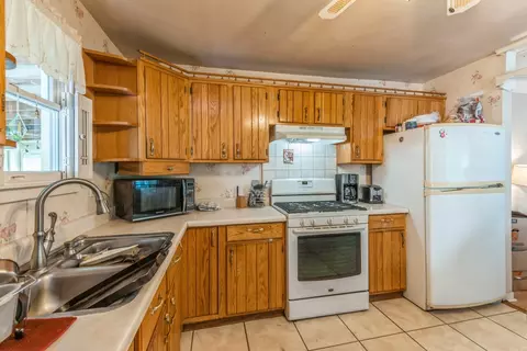 111 Cedardel St, Mchenry, IL 60051 photo 8