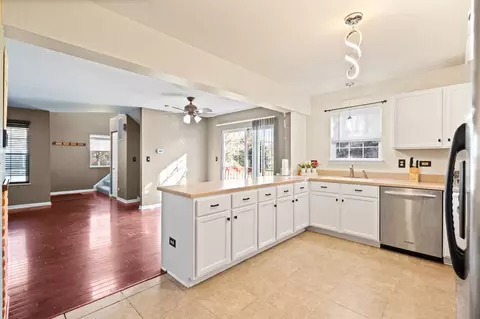 4116 Rivertowne Dr, Plainfield, IL 60586 photo 5