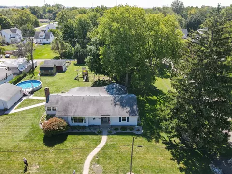 430 E Concord St, Sheldon, IL 60966