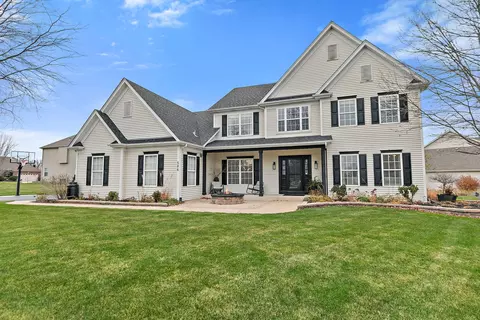 586 Kelly Ave, Yorkville, IL 60560