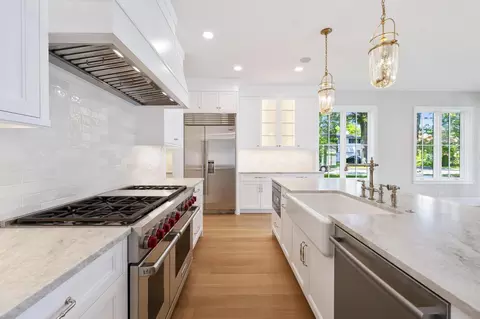 Kitchen - 747 Walden Rd, Winnetka, IL 60093 photo 1 of 3
