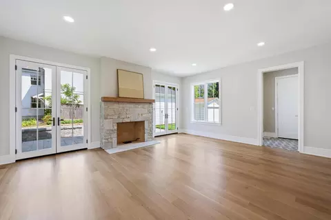 Living - 747 Walden Rd, Winnetka, IL 60093 photo 2 of 7