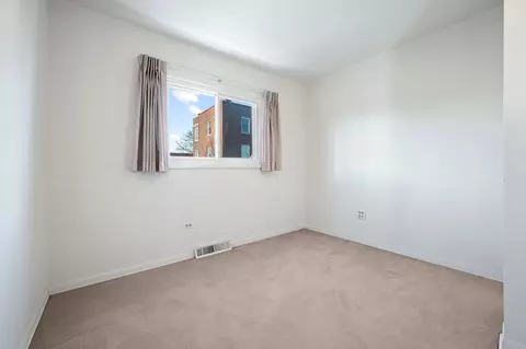 2139 W Farwell Ave #E, Chicago, IL 60645 photo 20