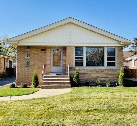 1724 S Crescent Ave, Park Ridge, IL 60068
