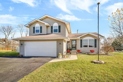 120 N 129th Infantry Dr, Joliet, IL 60435