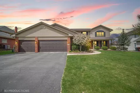18172 Goesel Dr, Tinley Park, IL 60487