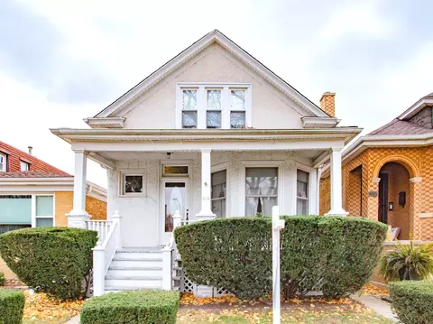 5113 W Argyle St, Chicago, IL 60630