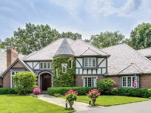 1085 Ashley Rd, Lake Forest, IL 60045