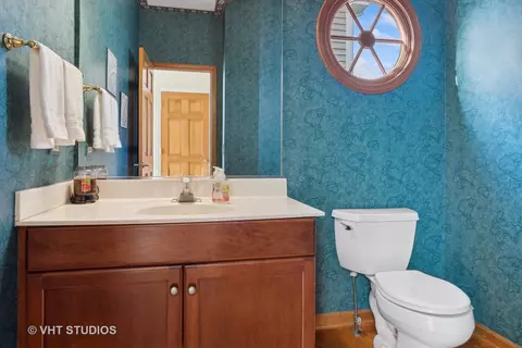 26 W040 Deerpoint Dr, Wheaton, IL 60187 photo 11