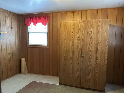 Bedroom - 15395 Hazel Rd, Morrison, IL 61270 photo 2 of 5