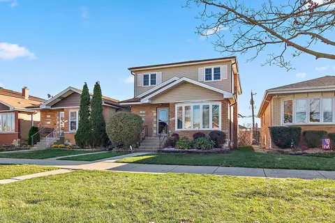 6645 W 63rd Pl, Chicago, IL 60638