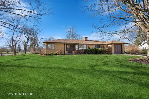 554 Haben Ln, Wheeling, IL 60090
