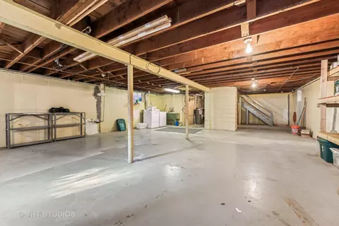 554 Haben Ln, Wheeling, IL 60090 photo 20