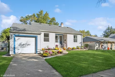 9530 Monroe Ave, Brookfield, IL 60513