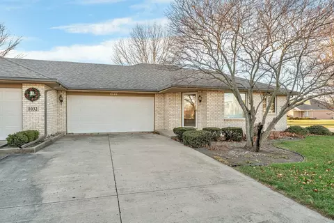 1046 Edgewater Dr, Morris, IL 60450